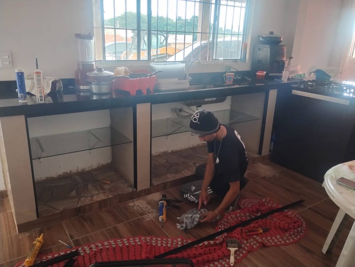 Fechamento de vidro instalado pela JV Vidros em Itu-SP - foto 4