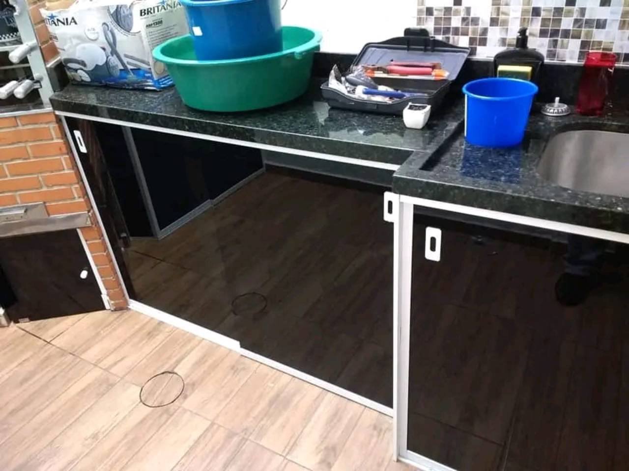 Fechamento de vidro instalado pela JV Vidros em Itu-SP - foto 7