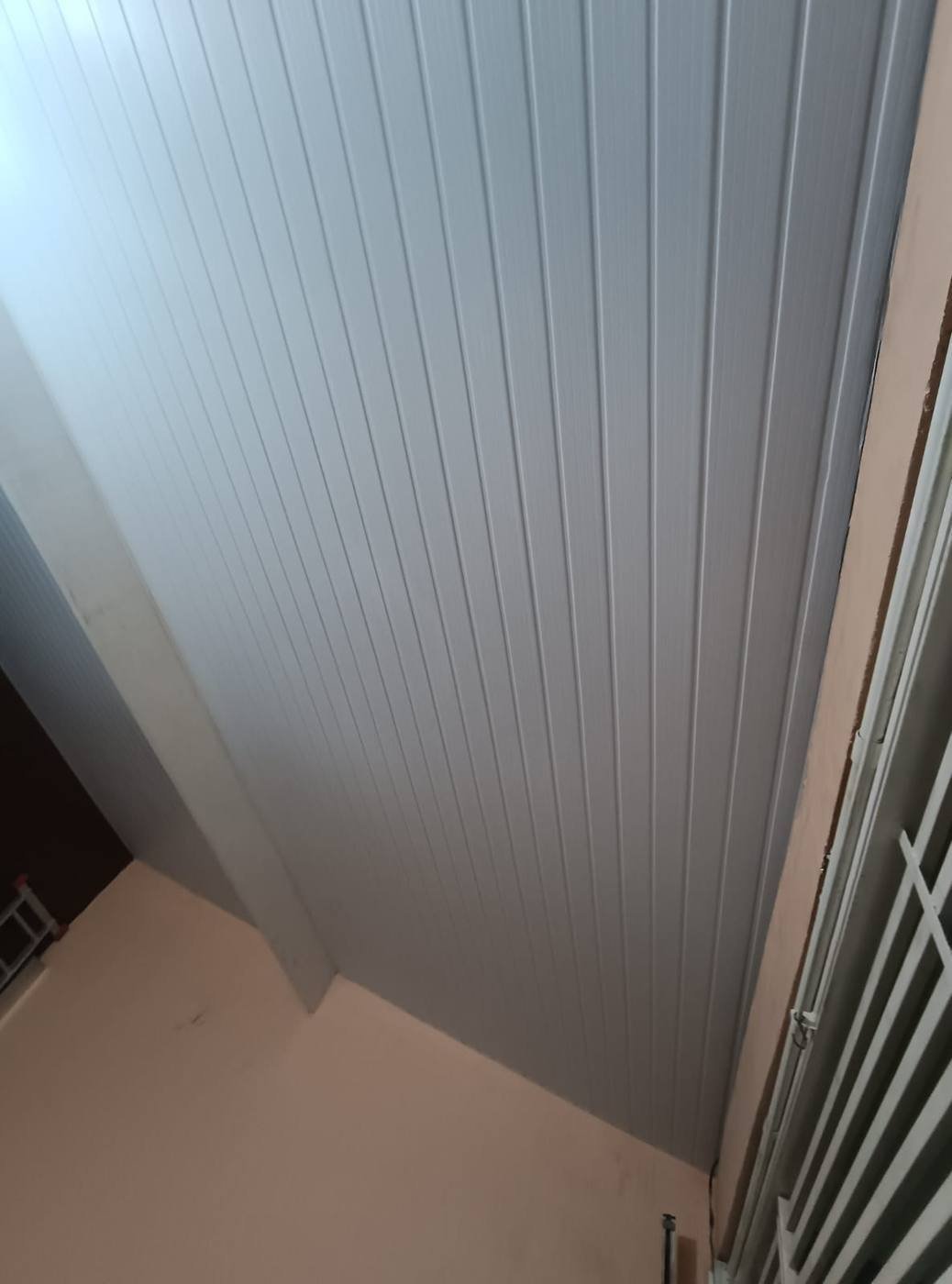 Forro de PVC instalado pela JV Vidros em Itu-SP - foto 4