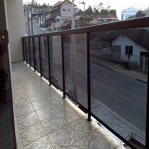 Guarda-corpo de vidro instalado pela JV Vidros em Itu-SP - foto 4