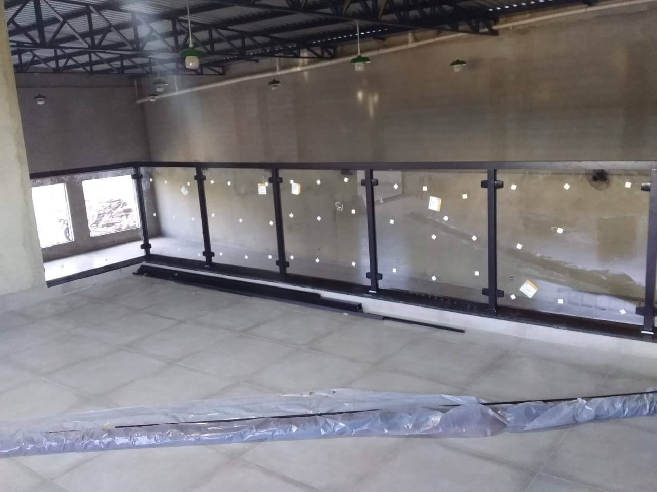 Guarda-corpo de vidro instalado pela JV Vidros em Itu-SP - foto 11