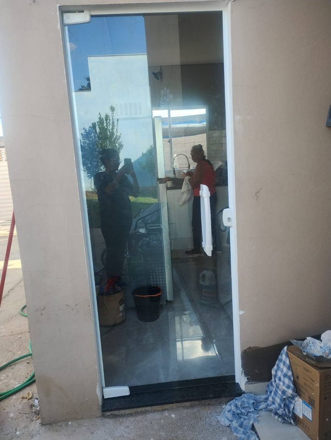 Porta de vidro instalado pela JV Vidros em Itu-SP - foto 21
